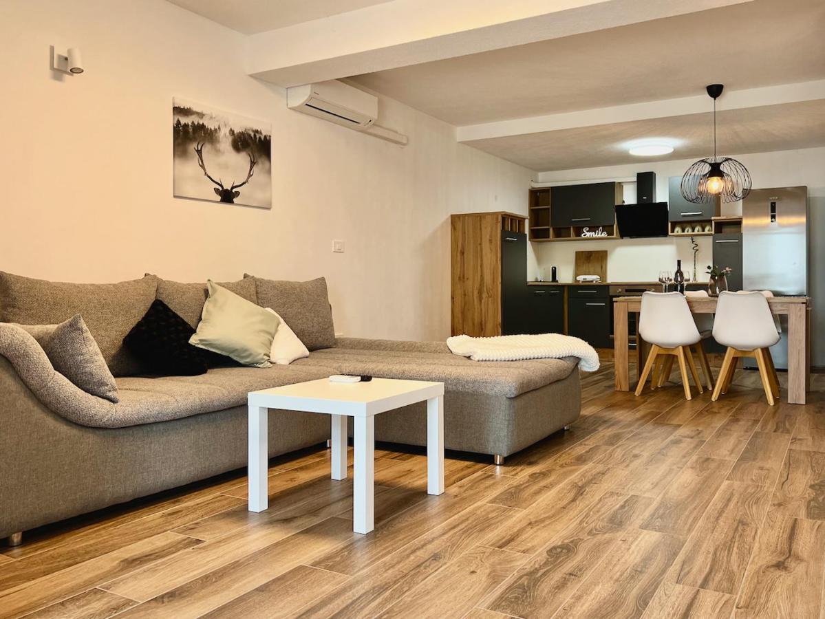 Apartment Zen Згорнье-Шкофье Экстерьер фото